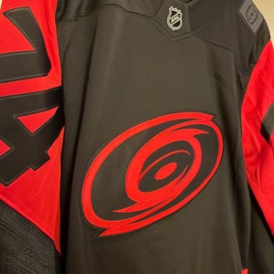 Carolina Hurricanes Jaccob Slavin 74 Stadium Series Breakaway Jersey Size M