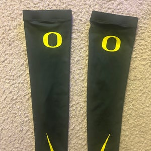 Nike Team Issued Oregon Ducks football Arm Sleeve