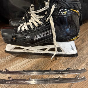 Bauer Supreme 2S Pro Hockey Goalie Skates 9.5 (Used)