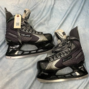 Senior Bauer Vapor X60 Hockey Skates Regular Width 9 (Used)