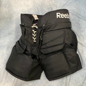 Black Junior Medium Reebok 18k Hockey Goalie Pants (Used)