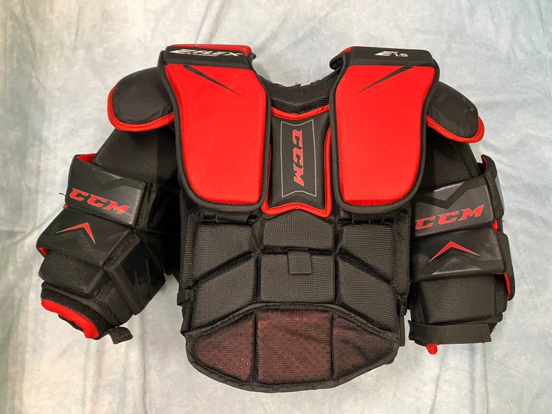 Junior Large CCM Extreme Flex Shield E1.5 Goalie Chest Protector (Used)
