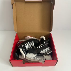 New Youth CCM Jetspeed FT680 Hockey Skates Regular Width