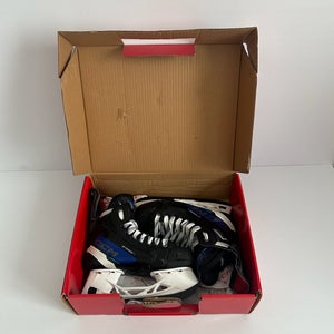 New Junior CCM Jetspeed XTRA Plus Hockey Skates Size 3.5 Regular