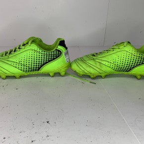(Used) Green Size 2 Cleats