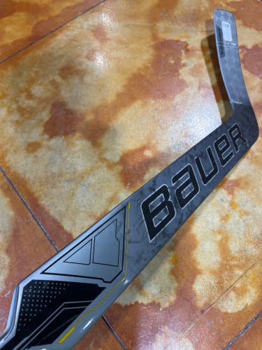 Senior Bauer Supreme M5 Pro Goalie Stick Regular 26" Paddle (Used)