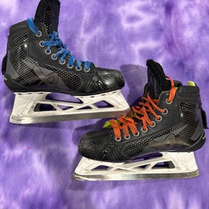 Intermediate Bauer Elite Hockey Goalie Skates Regular Width Size 5 (Used)