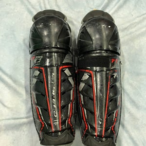 Junior CCM JetSpeed FT390 Shin Pads 12" (Used)