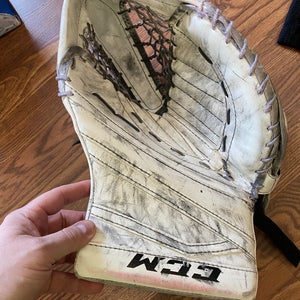 CCM Extreme Flex II 860 Regular (Used)