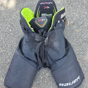 Black Junior Medium Bauer Vapor X2.9 Hockey Pants (Used)