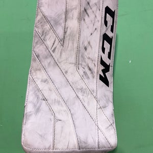 Junior CCM Axis 1.5 Goalie Blocker
