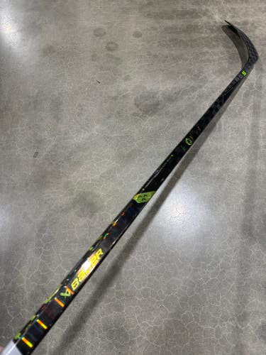 Junior Bauer Ag5nt Hockey Stick Right Handed P92 (Used)