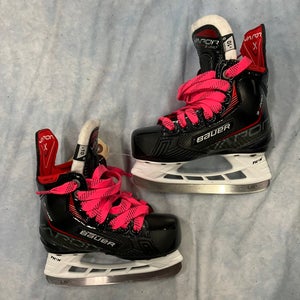 Youth Bauer Vapor 3X Pro Hockey Skates Regular Width 10 (New)