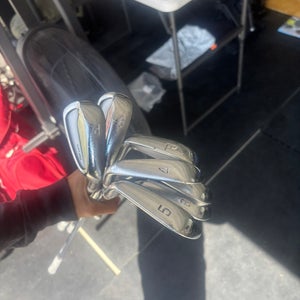 Men's Mizuno MP-20 MMC Right Handed Iron Set Stiff Flex  Steel Shaft (Used)
