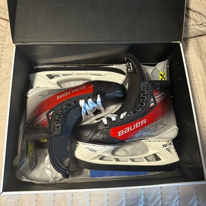 Custom Hyperlight 2 skates
