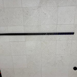 Intermediate CCM Proto R Right Handed Hockey Stick P28 (Used)