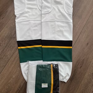 Wilkes-Barre Scranton Penguins St. Patrick’s Day Hockey Socks