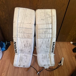 31" Vaughn Goalie Leg Pads (Used)