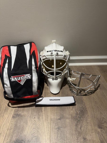 Vaughn Pro Custom Senior Goalie Mask (Pro’s Choice)