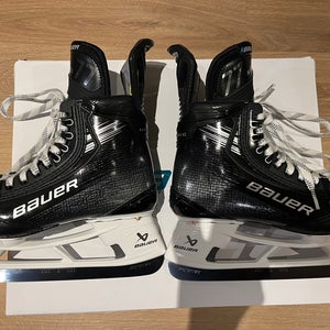 Pro Stock - Bauer Vapor Hyperlite2 Custom Skates, Size 6, Fit 2