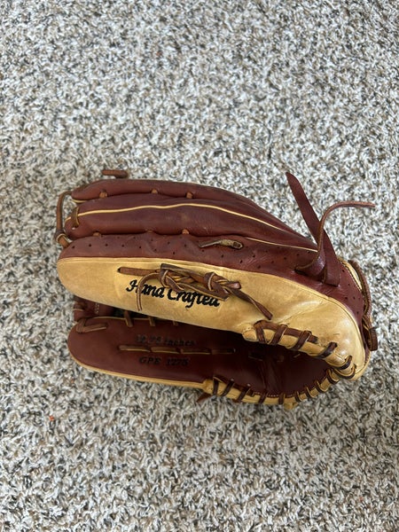 Mizuno Right Hand Throw Outfield Pro Select Baseball Glove 12.75" (Used)