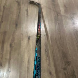 Senior Bauer Twitch Right Handed Hockey Stick P92  70 flex (New)