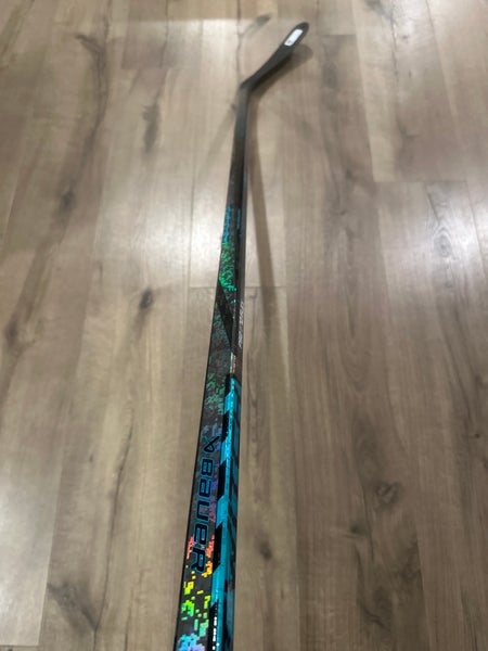 Senior Bauer Twitch Right Handed Hockey Stick P92  70 flex (New)