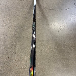 Junior Bauer Proto-R Hockey Stick Right Handed P28 (Used)