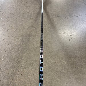 Junior Bauer Proto-R Hockey Stick Right Handed P28 50 Flex (Used)