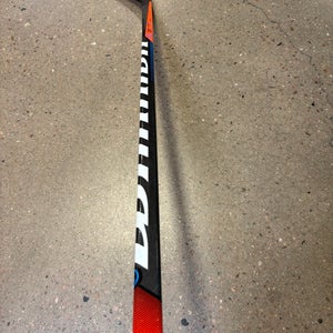 Junior Warrior Covert QRE Pro T2 Hockey Stick Left Hand P28 (Used)