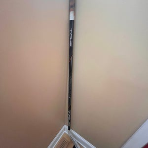 Junior True Hzrdus 9x4 Left Hand Hockey Stick T28  (Used)