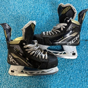Senior CCM AS-580 Hockey Skates Regular Width 7.5 (Used)