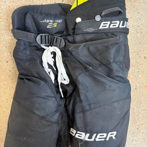 Black Junior Small Bauer Supreme 2S Hockey Pants (Used)
