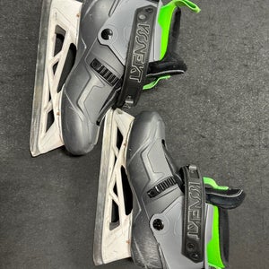 Bauer Konekt Hockey Goalie Skates Size 4 (Used)