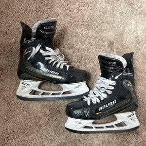 Bauer M5pro hockey skates