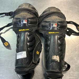 Used Wilson LEG GUARDS Catcher's Equipment 11868-S000054956