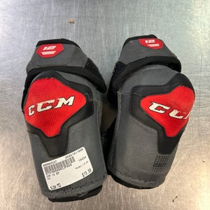Used CCM 12 EP Junior Elbow Pads MD 11868-S000063337