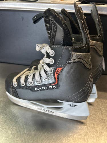 Used Easton EQ Junior Hockey Skate Junior 01 11868-S000063331