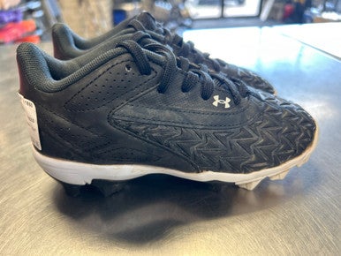 Used Under Armour CLEAT BB/SB Cleats Black Youth 12.0 11868-S000063325