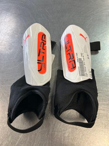 Used Puma Soccer Shin Guards Youth White XS 11868-S000063232