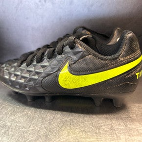 Used Nike Soccer Cleats Black Youth 10.0 11868-S000063196