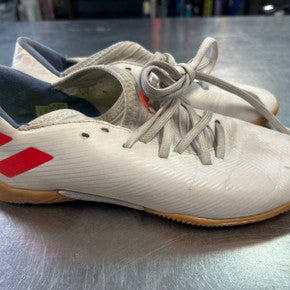 Used Adidas Soccer Indoor Shoes White Junior 04 11868-S000060890