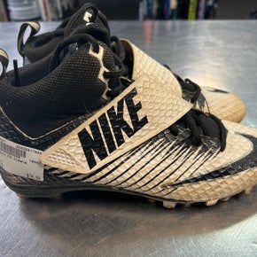 Used Nike Adult FB Cleats Black Senior 8 11868-S000060561