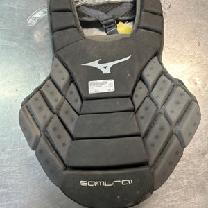 Used Mizuno SAMURAI Catchers Chest Protector Black Adult 11868-S000057927