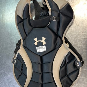 Used Under Armour CHEST PROTECTOR Catchers Chest Protector Black Junior 11868-S000061398