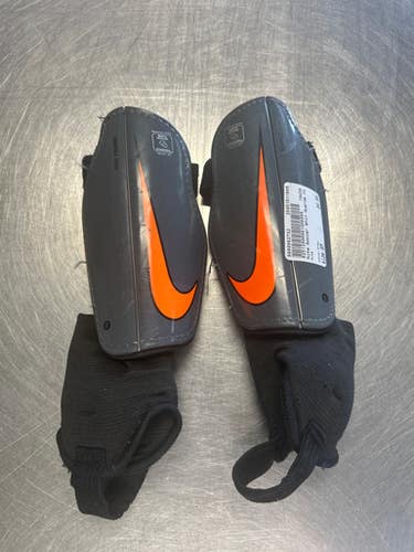Used Nike Soccer Shin Guards Youth Grey SM 11868-S000062732