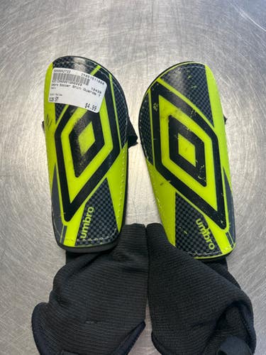 Used Umbro Soccer Shin Guards Youth Yellow SM 11868-S000062722