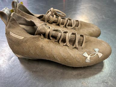 Used Under Armour Soccer Cleats White Senior 9.5 11868-S000059945