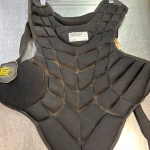Used Wilson EZ CATCH Catchers Chest Protector Black Youth 11868-S000053060