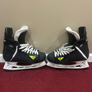 Graf G935S Ultra Regular Width 9.5L 10R (Used) Skates Item#GGUSB